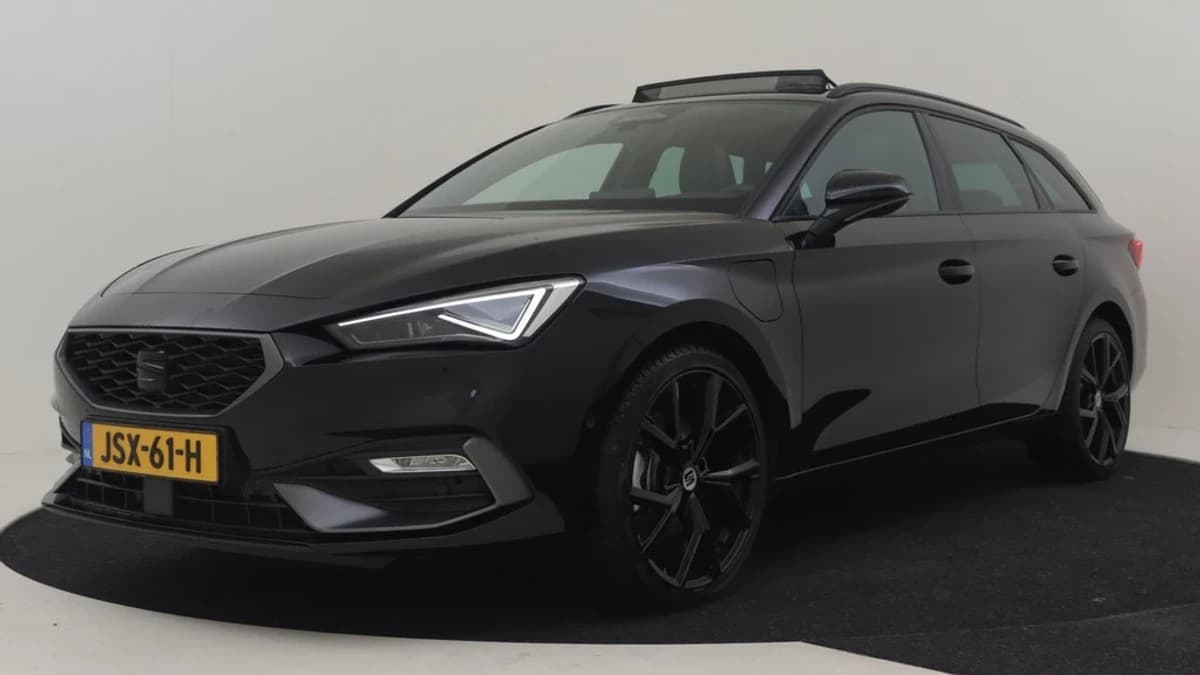 SEAT Leon Sportstourer — foto 1