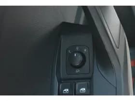 SEAT Arona thumbnail 16