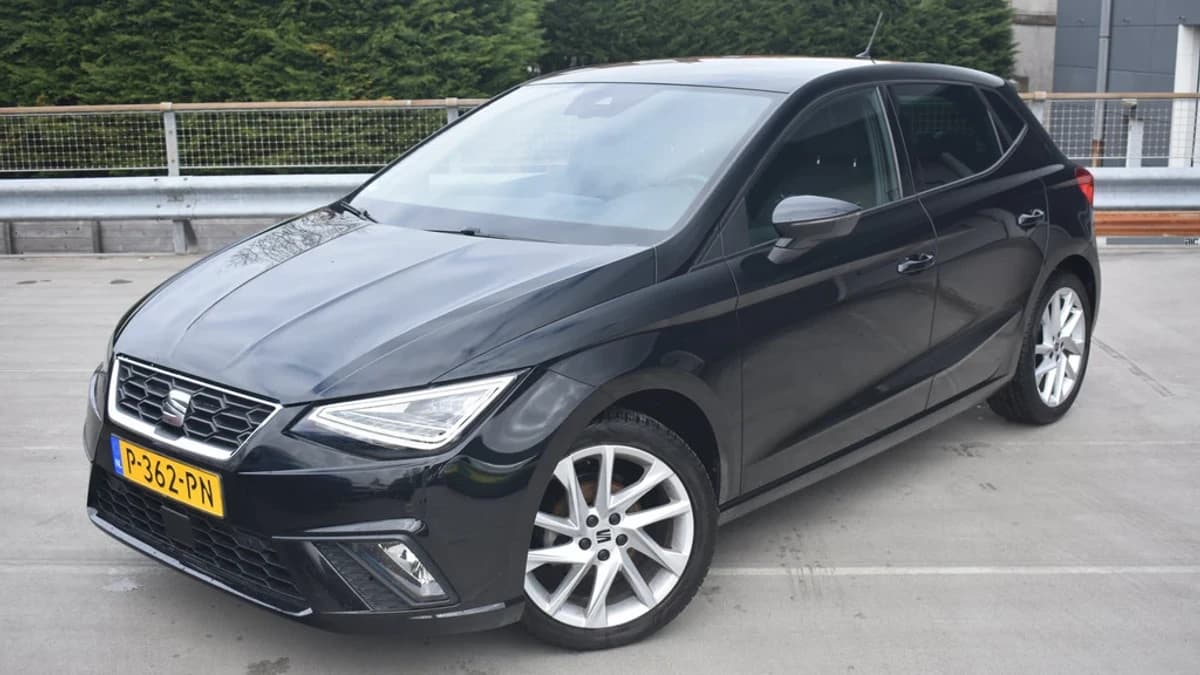 SEAT Ibiza — foto 1