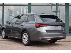 Škoda Octavia thumbnail 3