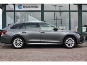 Škoda Octavia thumbnail 5