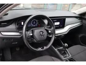 Škoda Octavia thumbnail 4