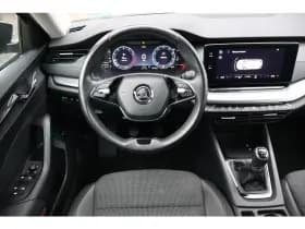 Škoda Octavia thumbnail 5