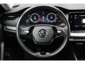 Škoda Octavia thumbnail 6