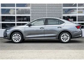 Škoda Octavia thumbnail 4