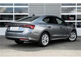 Škoda Octavia thumbnail 5