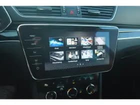 Škoda Superb thumbnail 30