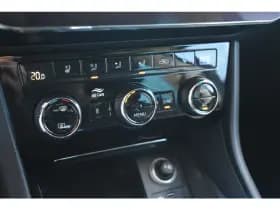 Škoda Superb thumbnail 46