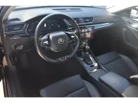 Škoda Superb thumbnail 10