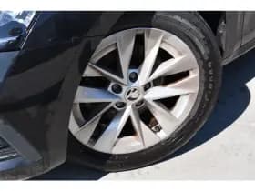 Škoda Octavia thumbnail 6