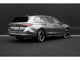 Škoda Superb thumbnail 2