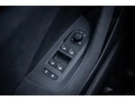 Škoda Superb thumbnail 25