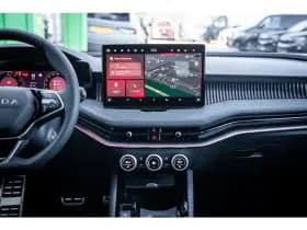 Škoda Superb thumbnail 40