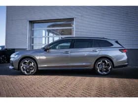 Škoda Superb thumbnail 7
