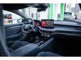 Škoda Superb thumbnail 41