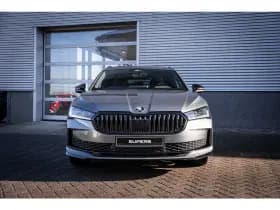Škoda Superb thumbnail 4
