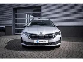 Škoda Octavia thumbnail 4