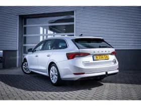 Škoda Octavia thumbnail 5