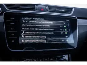 Škoda Superb thumbnail 31
