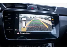 Škoda Superb thumbnail 32