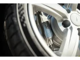 Aston Martin DB7 thumbnail 26
