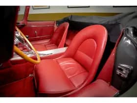 Jaguar E-Type thumbnail 26