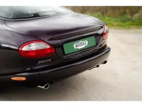 Jaguar XK8 thumbnail 8