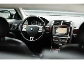 Jaguar XKR thumbnail 24