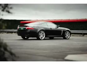 Jaguar XKR thumbnail 6