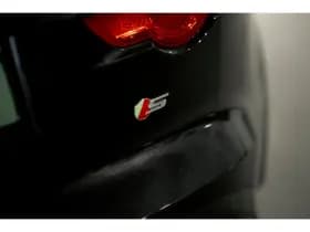 Jaguar F-Type thumbnail 28