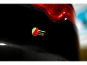 Jaguar F-Type thumbnail 33