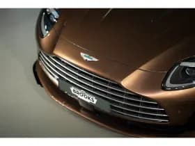 Aston Martin DB12 Volante thumbnail 14