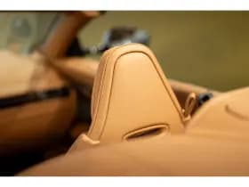 Aston Martin DB12 Volante thumbnail 35