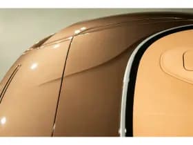 Aston Martin DB12 Volante thumbnail 37