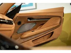 Aston Martin DB12 Volante thumbnail 41