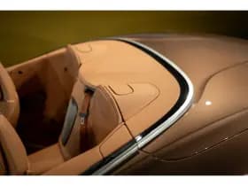 Aston Martin DB12 Volante thumbnail 46