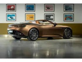 Aston Martin DB12 Volante thumbnail 6