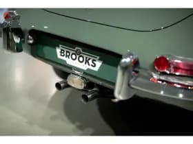 Jaguar E-Type thumbnail 19