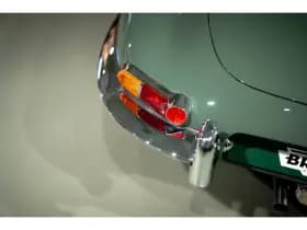 Jaguar E-Type thumbnail 20