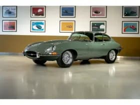Jaguar E-Type thumbnail 7