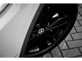 Volkswagen ID.4 thumbnail 6