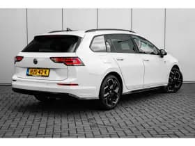 Volkswagen Golf thumbnail 2