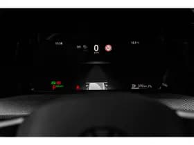 Volkswagen Golf thumbnail 11