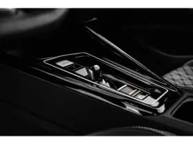 Volkswagen Golf thumbnail 12