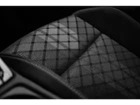 Volkswagen Golf thumbnail 29