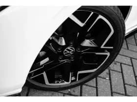 Volkswagen Golf thumbnail 7
