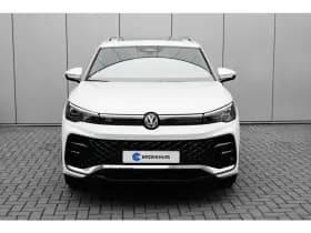 Volkswagen Tiguan thumbnail 3