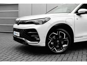 Volkswagen Tiguan thumbnail 6