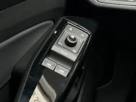 Volkswagen ID.4 thumbnail 18