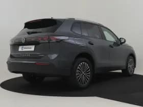 Volkswagen Tiguan thumbnail 2